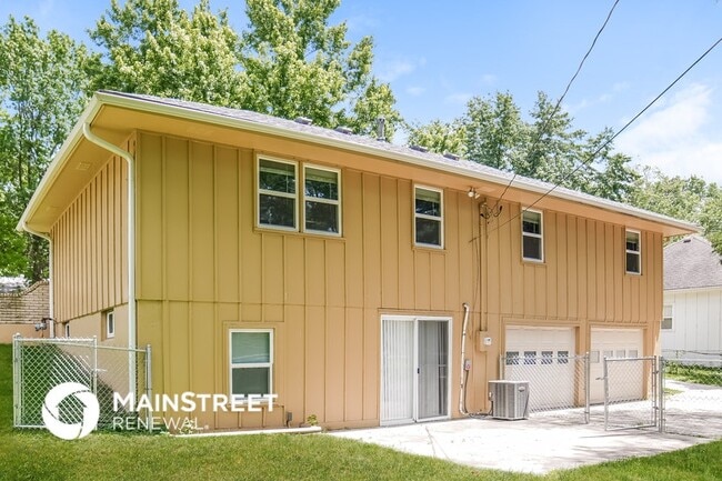 Photo - 913 SW 14th St