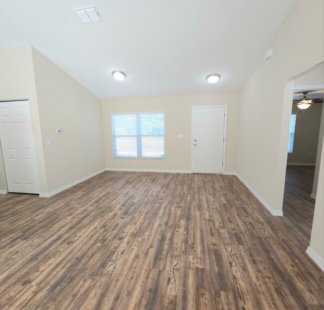 Photo - 60 Bahia Court Track