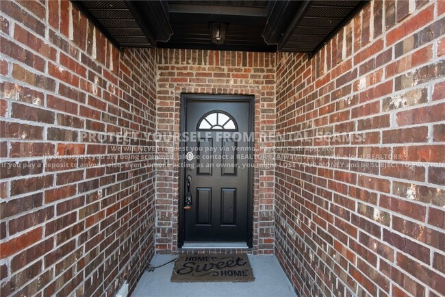 Photo - 1281 General McCrae Dr