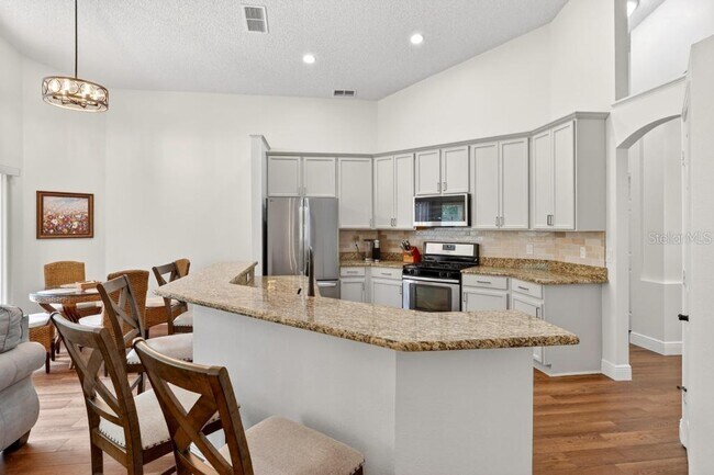 Photo - 5477 Glen Oak Pl
