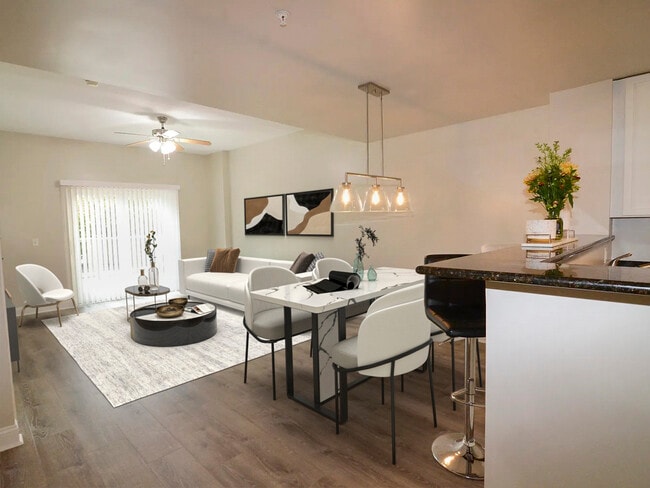 Photo - 721 Gov Morrison St Unidad 423