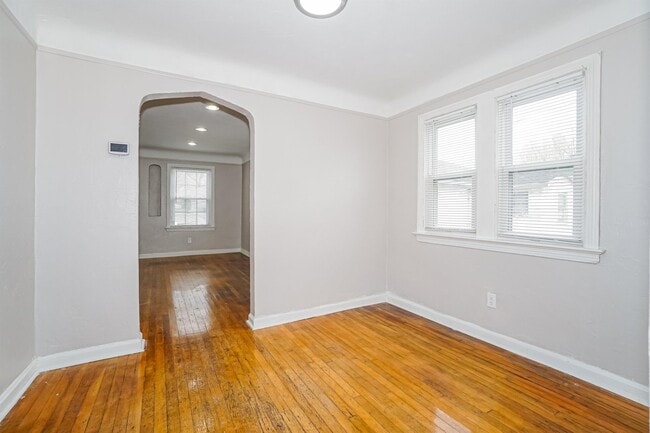 Photo - 651 Voelker Ave