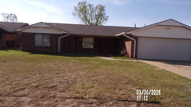 Building Photo - Great home close to Shopping, Hospital, Ft SIll
