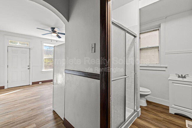 Photo - 510-512 Fassen Street Unit 512 1f