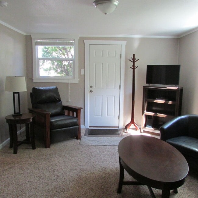 Photo - 457 N Johnson Ave