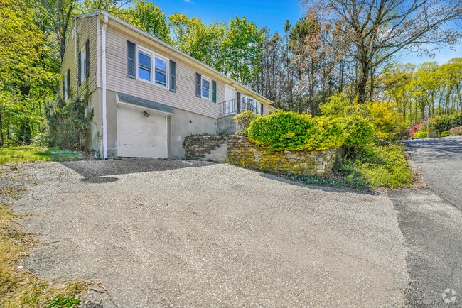 Building Photo - 43 Moorland Ave Rental