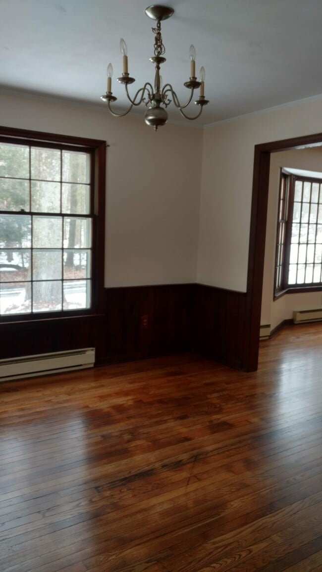 Photo - 631 Litchfield Tpke