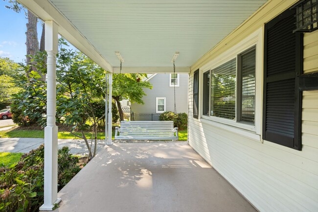 1322 Paul St