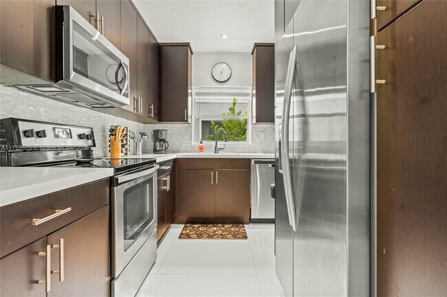 Photo - 4775 Collins Ave Unidad 2208