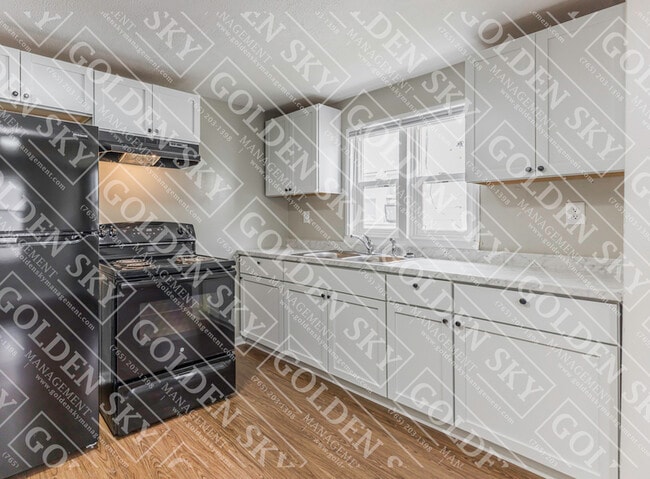 Photo - 2908 S Monroe St