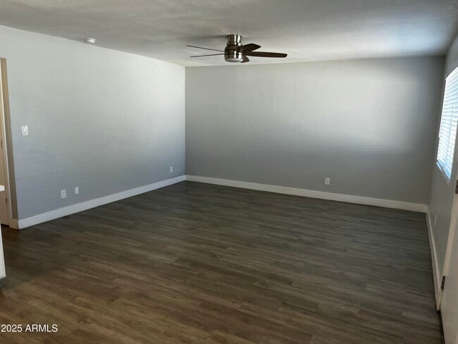 Photo - 5027 N 16th Ave