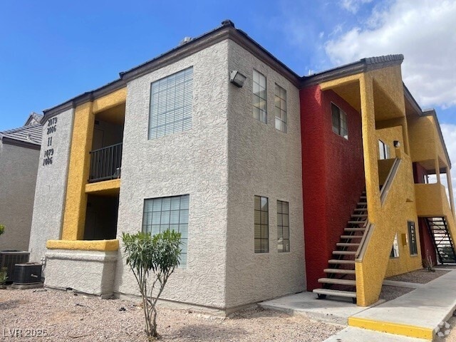 Building Photo - 2700 N Rainbow Blvd Unit 1083 Rental