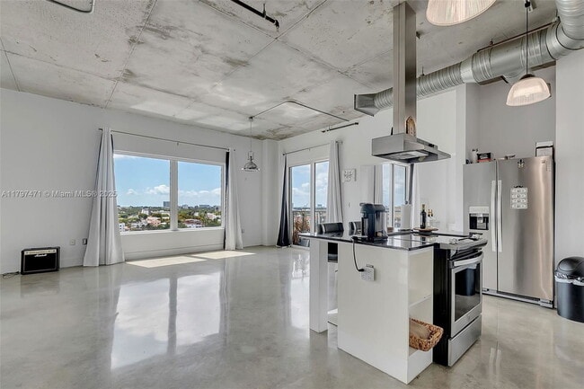 Photo - 10 SW South River Dr Unidad 1014 Rental