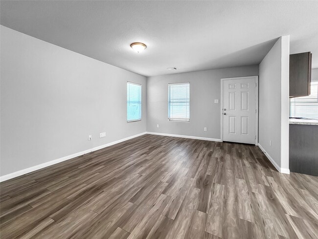 Photo - 2851 Golf Crest Dr