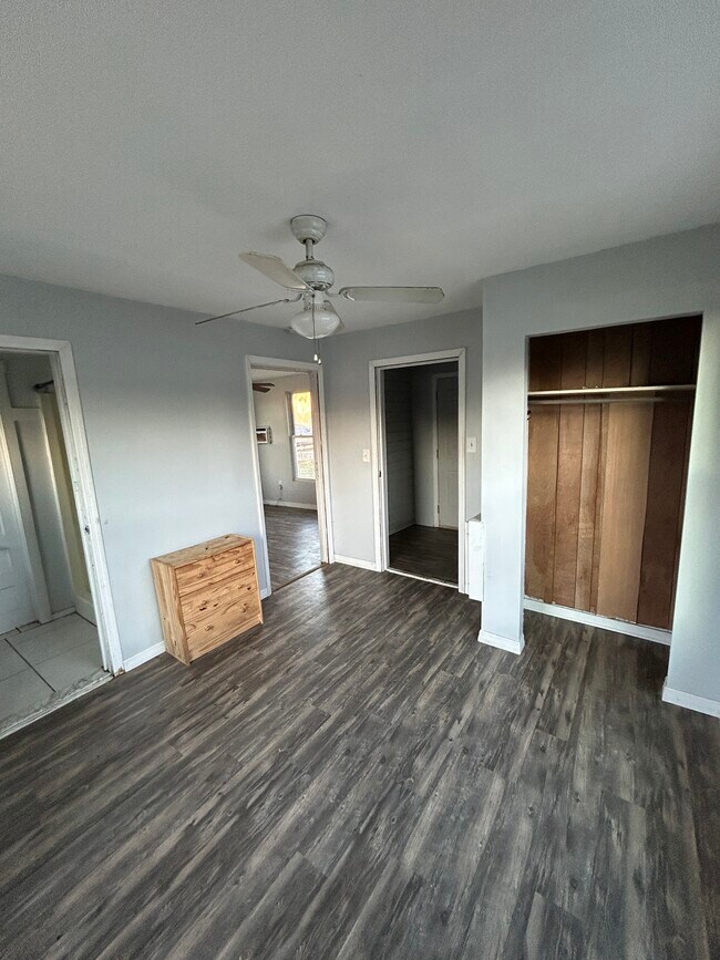 Photo - 305 E Polk Ave