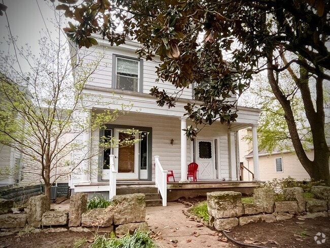 Building Photo - Four Bedroom Historic Clifton Gem! Rental