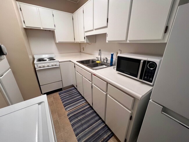 Photo - 519 Beverly St