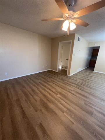 Photo - 806 Redbud Dr