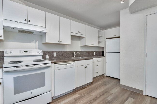 Photo - 1 Bed 1 Bath in Prime NW District! Unit Quimby Street NW 2765-A
