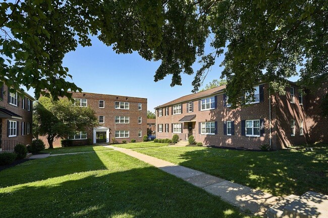 Exterior - Greenview at Chestnut Run Apartments