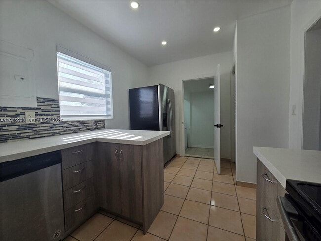 Photo - 6240 SW 21st St Unit 6242