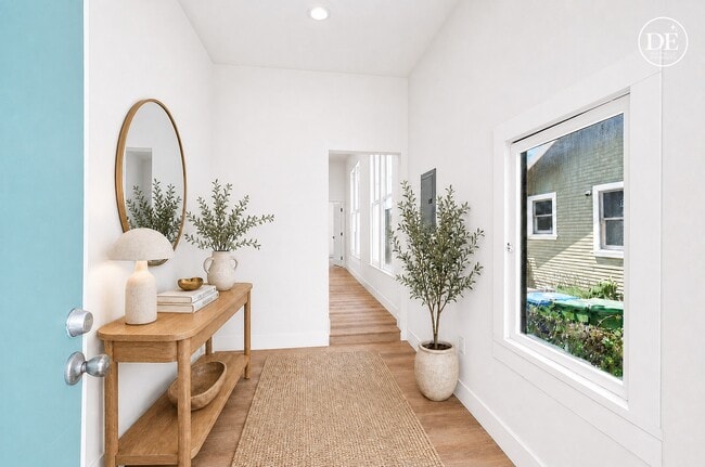 Virtually staged. Furniture, artwork, plants, and décor were digitally added for visualization. Apar - 3412 W 27th St Unit 3412