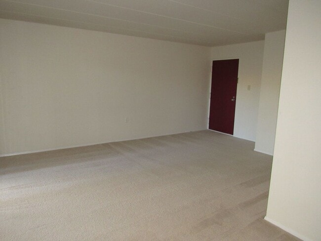 Photo - Leesburg 2 bedroom condo with balcony