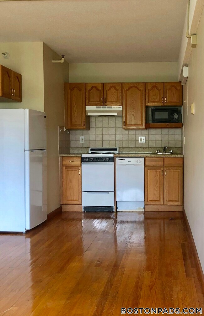 Photo - 1110 Commonwealth Ave Unit 315