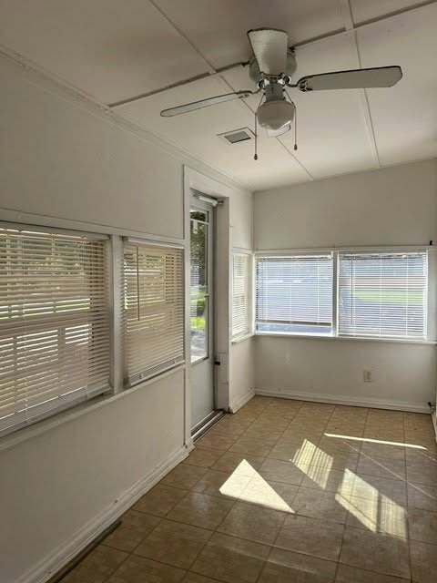 Photo - 140 W Cora Lee St