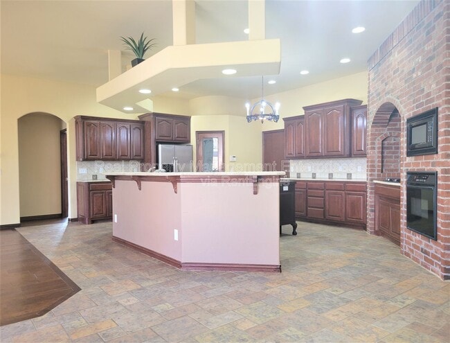 Photo - 8821 NW 120th St