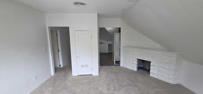 Photo - 227 E Kensington Ave