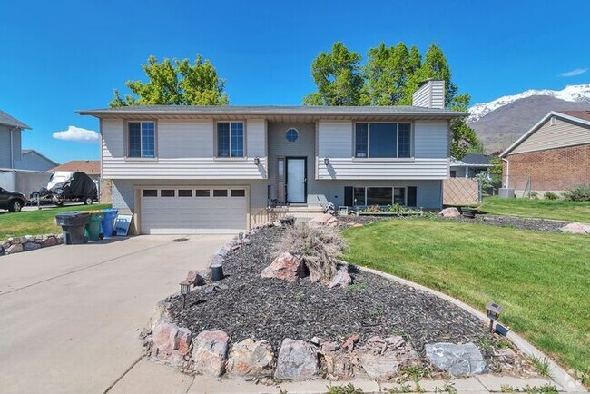 Building Photo - Awesome 4 Bedroom Home in Orem w 2 car garage