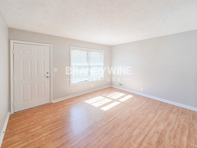 Photo - 2960 Preston Dr