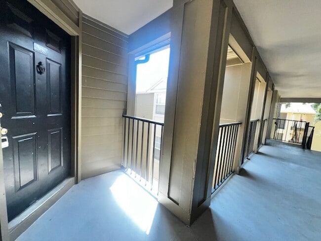 Photo - NEW-Remodeled bathroom & kitchen! NEW VINYL PLANK flooring & fresh paint! 2 bedroom 1 bath condo ...