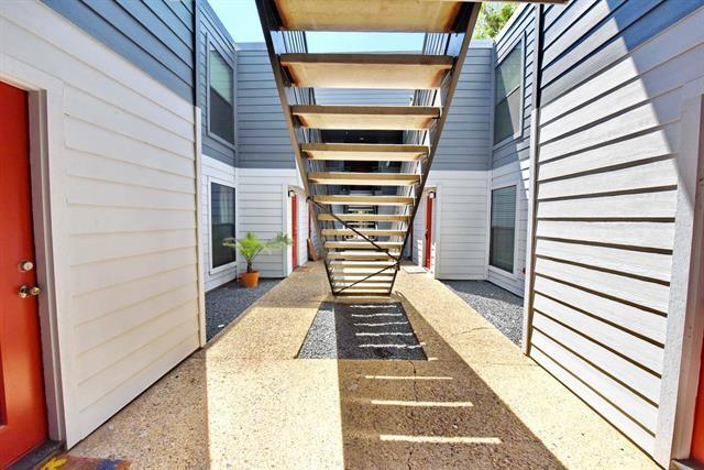 Photo - 4033 Gilbert Ave Unit 206