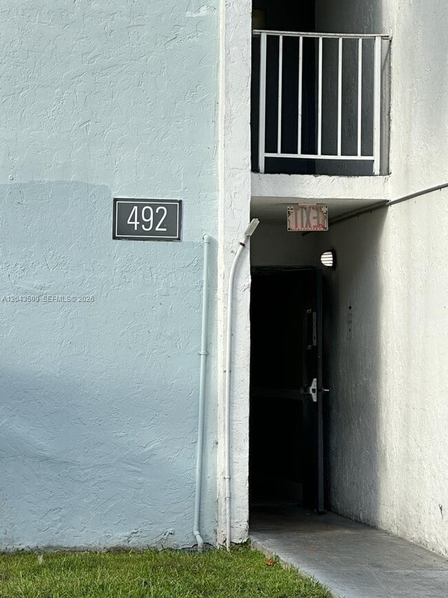 Photo - 492 NW 165th St Unit C-211
