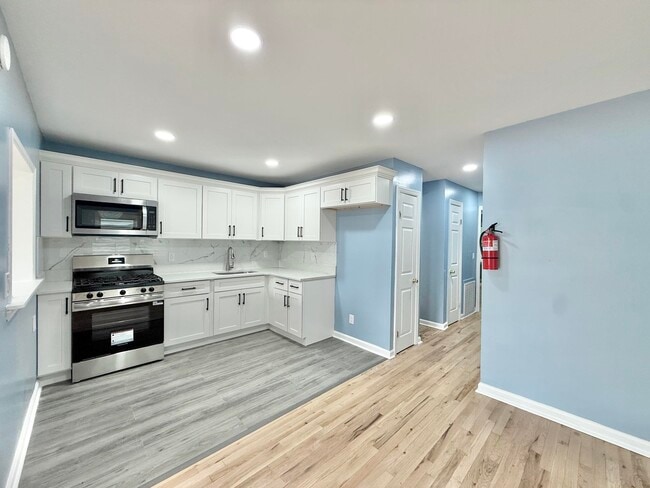 Photo - 3 Jewett Ave Unit 01 - First Floor