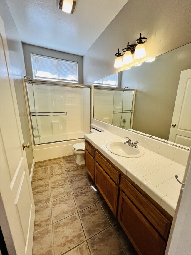 Photo - 803 Mountain Park Dr