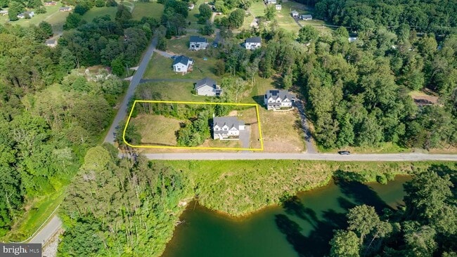 Photo - 15 Grove Ln