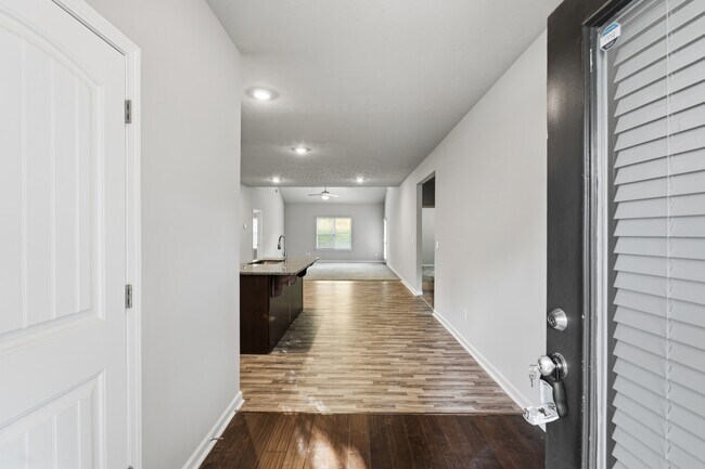 Photo - 145 Mandy Ln