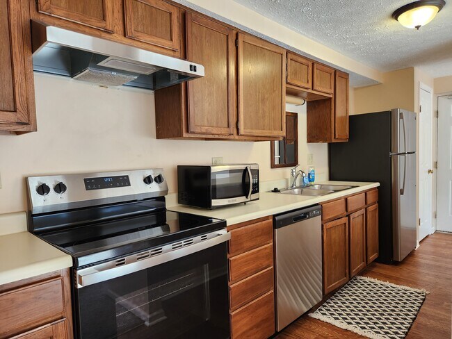 Photo - 65 Sweetfern Ct Unit 65