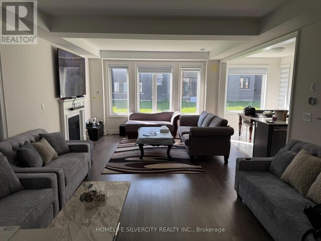 Photo - 39 Stanley Leitch Dr