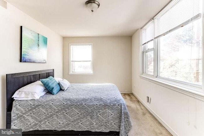 Photo - 4007 Ames St NE Unit 1