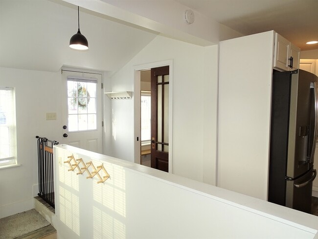 Photo - 783 E Main St Unit 1