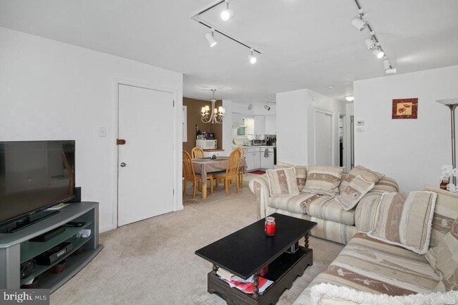 Photo - 2702 Cranston Rd