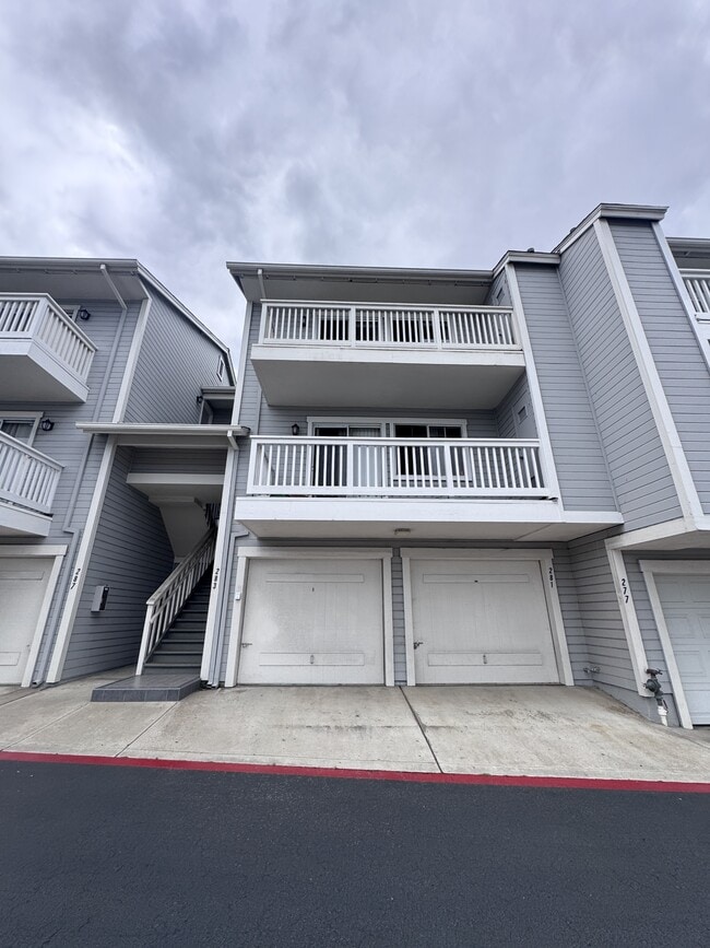 Building Photo - 283 Mangano Cir