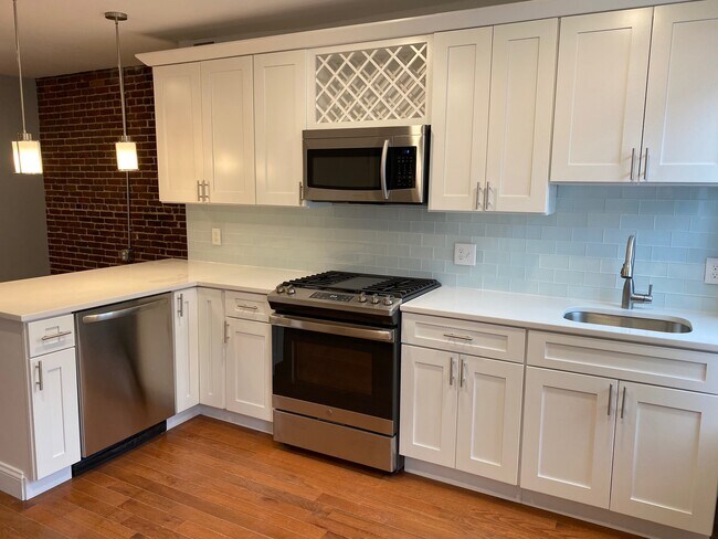 Photo - 35 Chelsea St Unit 3