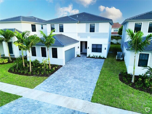 Building Photo - 17334 SW 46th St Rental
