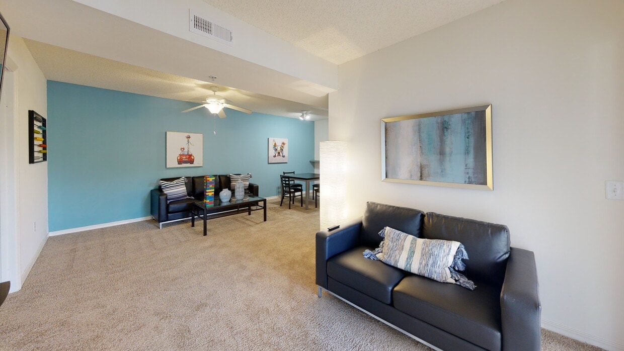 Photo - Lexington Crossing Apartments