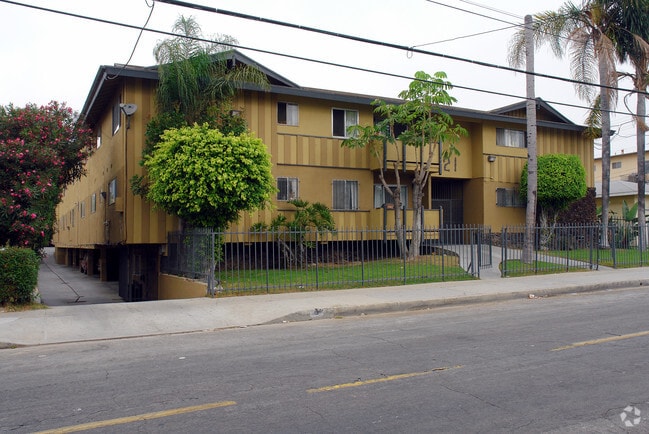 Building Photo - The Reef Rental